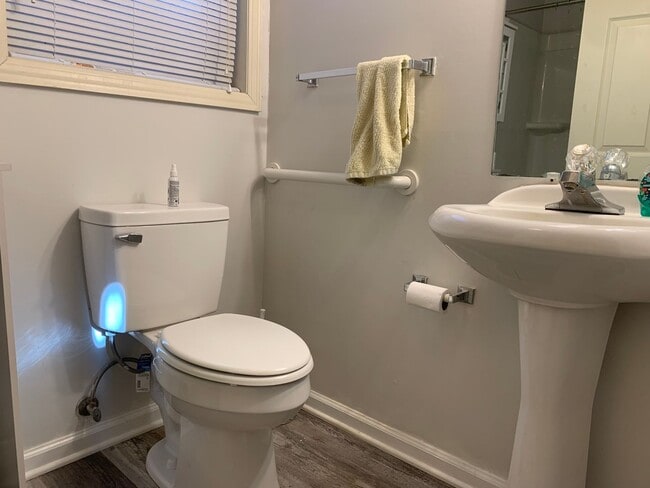 Building Photo - Just Reduced-Split Foyer in Campbell County off 460