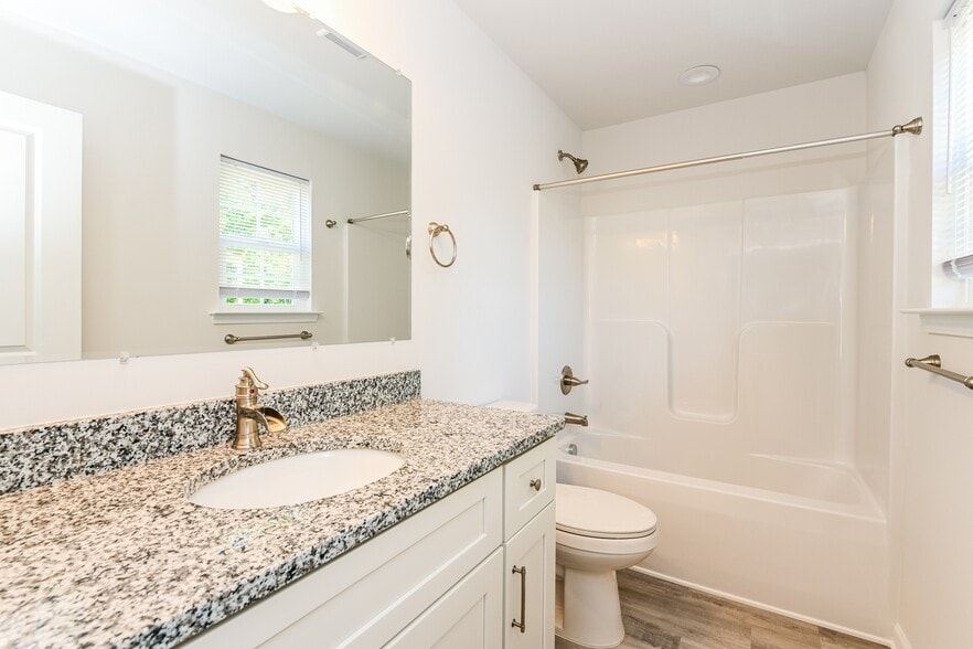 Building Photo - 5613 Phillips St