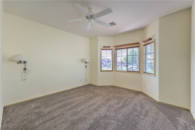 Building Photo - 10504 Narra Pl