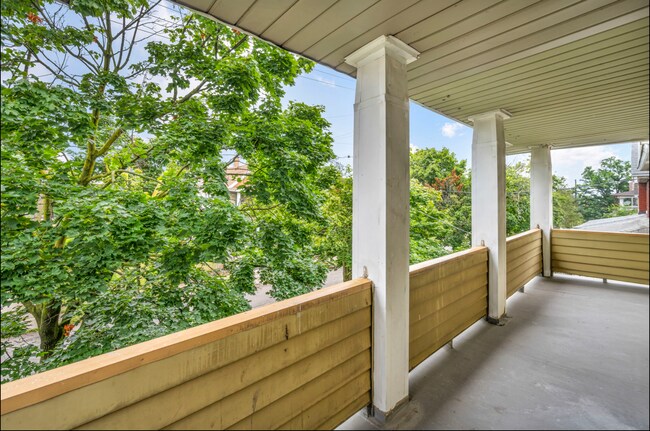 Building Photo - 4097 E 64th St