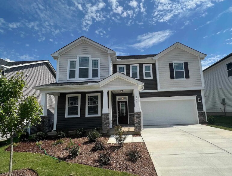 Primary Photo - 1021 Garrow Dr