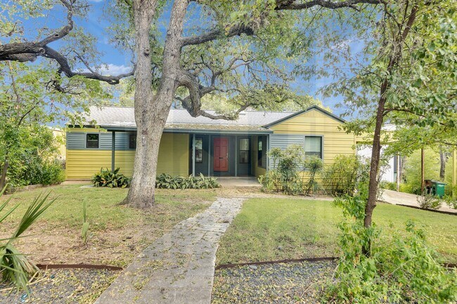 Primary Photo - 1321 Bonham Terrace