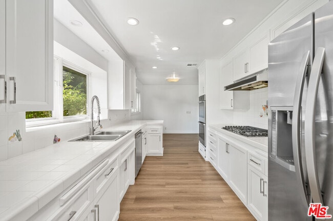 Building Photo - 16849 Adlon Rd