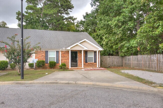 Building Photo - 516 Goodale Court