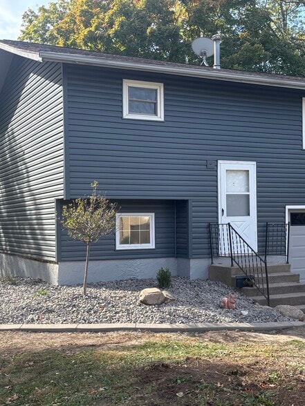 302 W State St, Mt Pleasant, IA - 302 W State St