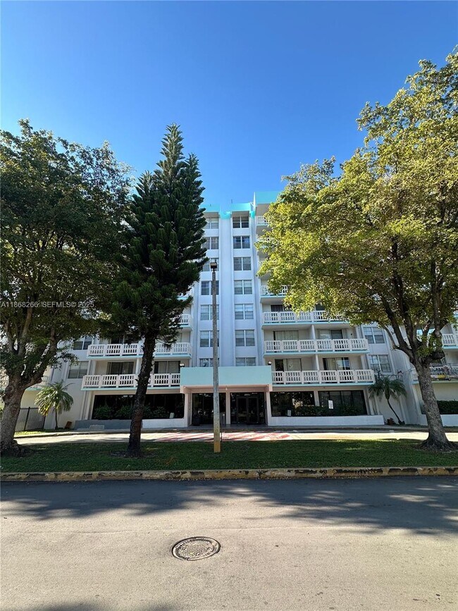 Primary Photo - 15600 NW 7th Ave