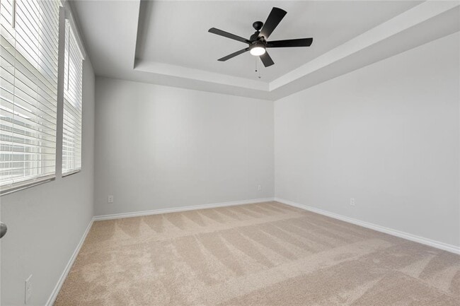 Building Photo - 241 Leeland Dr