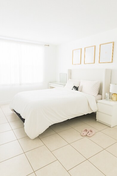 Building Photo - 1800 Sans Souci Blvd