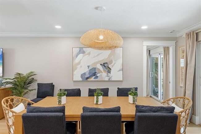Building Photo - 5159 Oakmont Pl