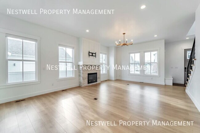 Building Photo - 10907 Paddle Board Way