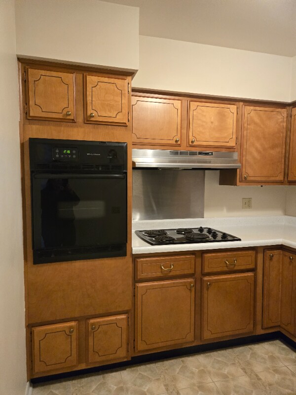 Building Photo - 684 S Indiana Ave