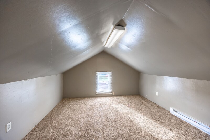 Building Photo - 308 Menoher Wy