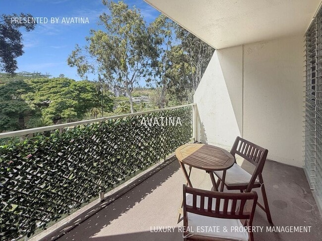 Building Photo - 95-2043 Waikalani Pl-A201