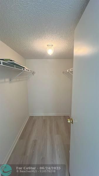 Building Photo - 6796 Palmetto Cir N