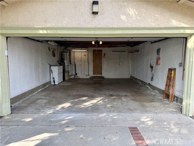 Building Photo - 3123 W Teranimar Dr