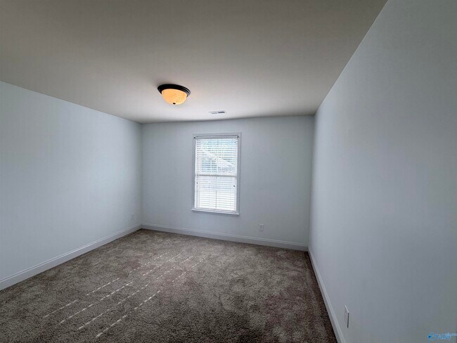 Building Photo - 110 Autumn Haven Ln