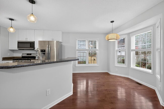 Building Photo - 1010 Trail Stream Way