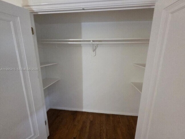 Building Photo - 850 Jefferson Ave