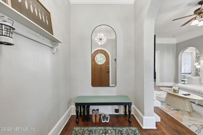 Building Photo - 1786 Challen Ave