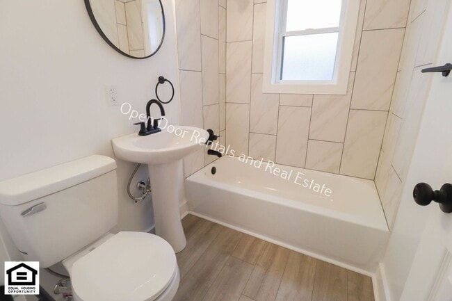 Building Photo - 1823 Griswold Dr