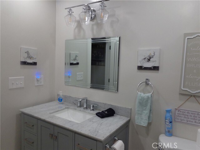 Building Photo - 24930 Knoll Cir Dr