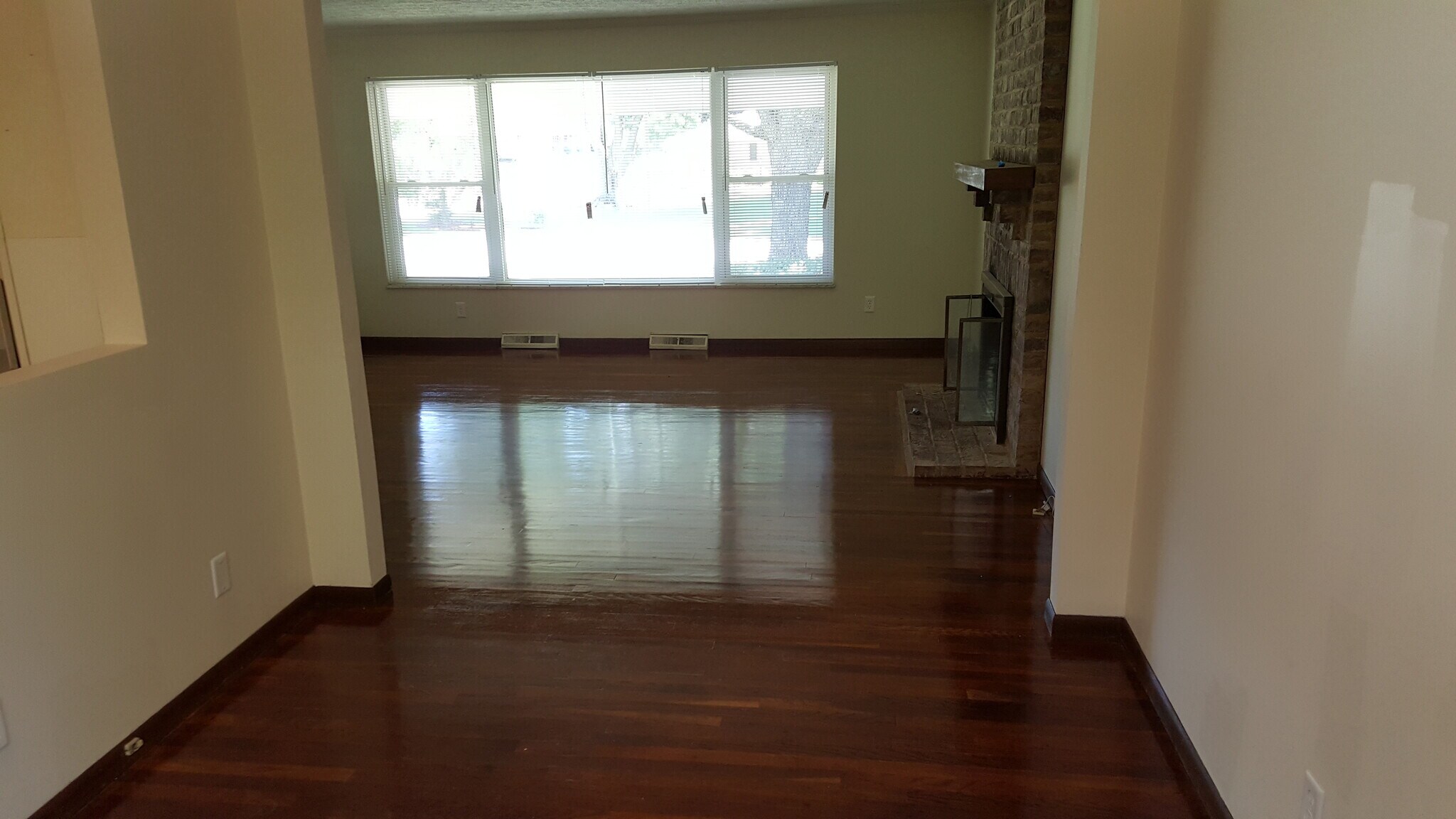 Building Photo - 4167 Marland Dr