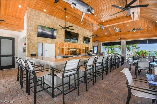 Building Photo - 11861 Venetian Lagoon Dr