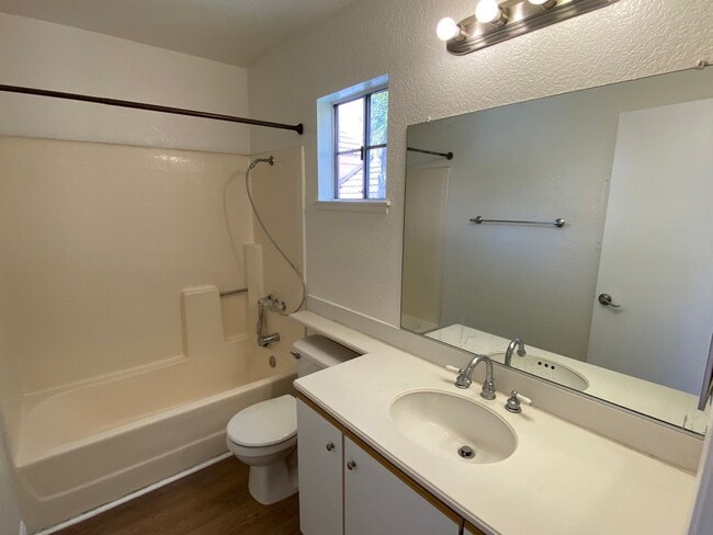 Building Photo - Rancho Villas 2 Bedroom 2.5 Bath