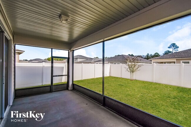 Building Photo - 95509 Hanover Ct