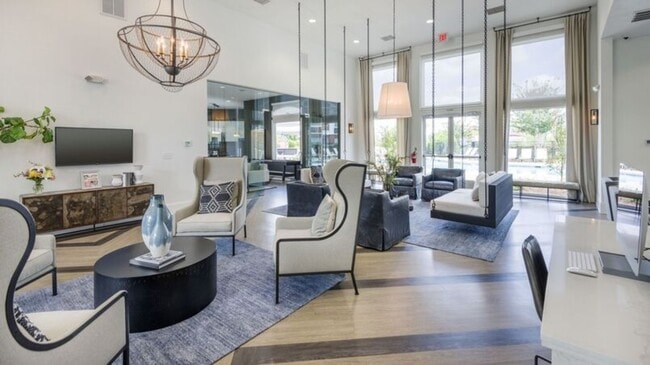 Building Photo - 14325 Plantation Park Blvd