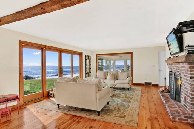 Building Photo - 74 Surfside Ave