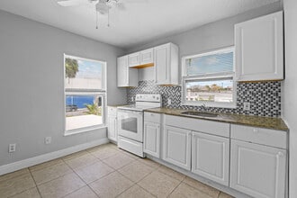 Building Photo - 3721 Henry Ave