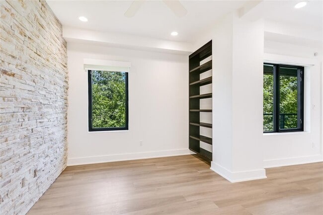 Building Photo - 1603 Enfield Rd