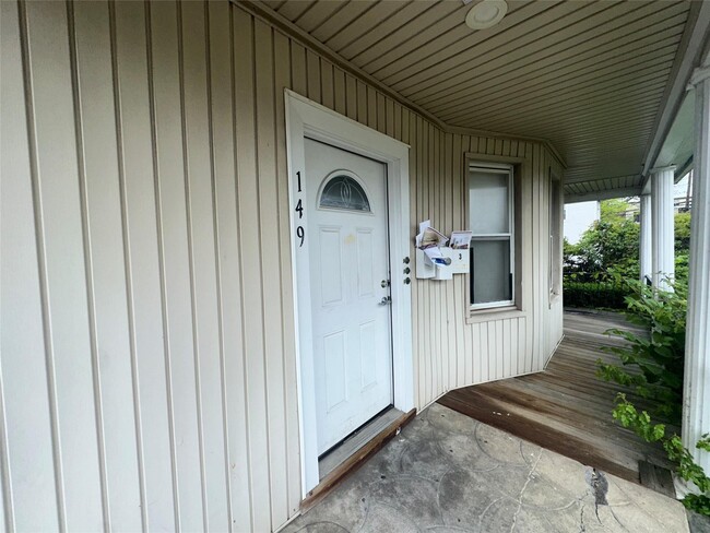 Building Photo - 149 Washburn Ave