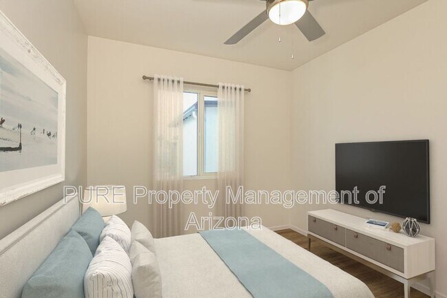 Building Photo - 6077 N 60th Ave