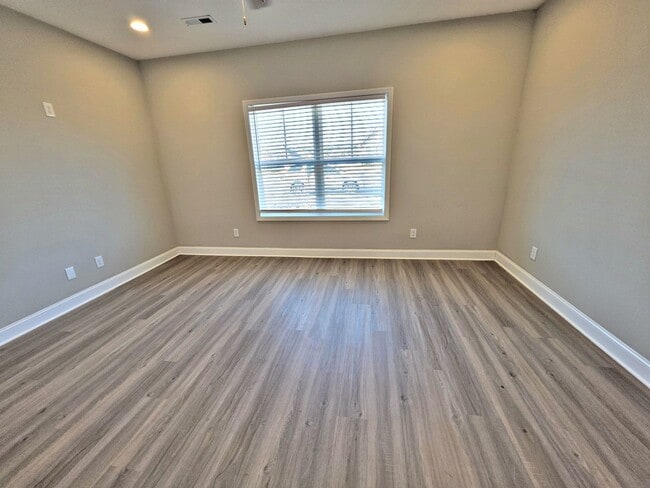 Building Photo - 3BR/2.5BA Townhouse Priceville/Decatur