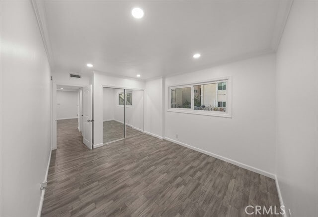 Building Photo - 211 E California Ave