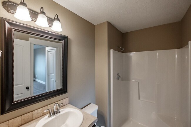 Building Photo - 270-272 Gwinn Street E