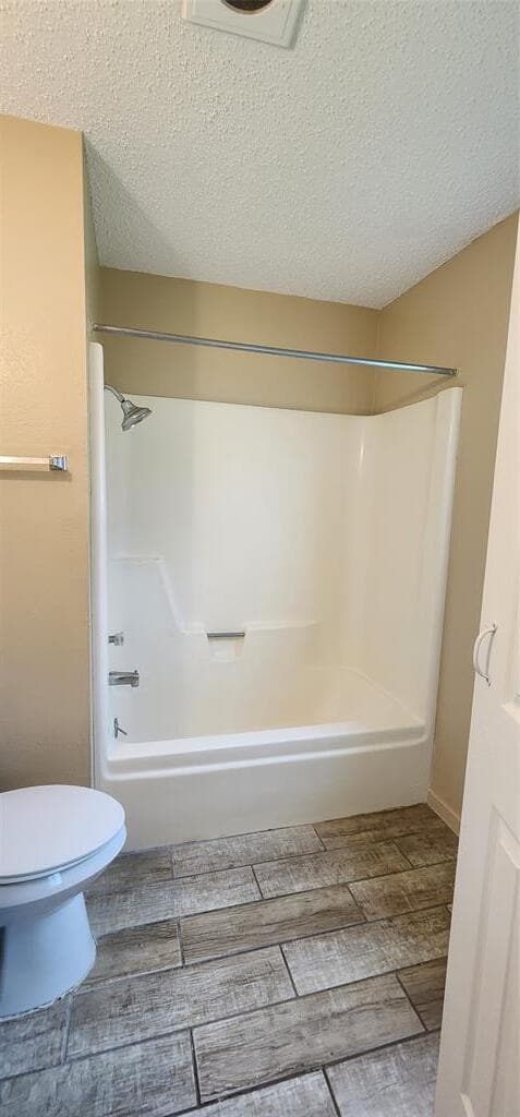 Building Photo - 1804 Greenhill Dr