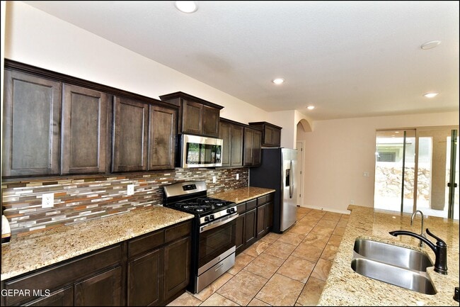 Building Photo - 2840 Tierra De Moyo Pl