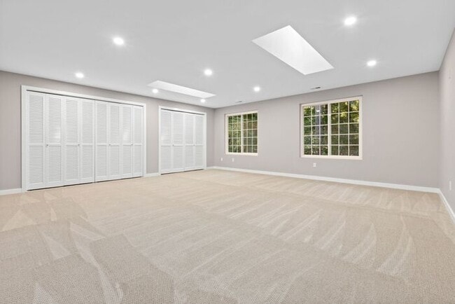 Building Photo - Stunning Private AIR CONDITIONED Dream Home in Coveted Bridal Trails