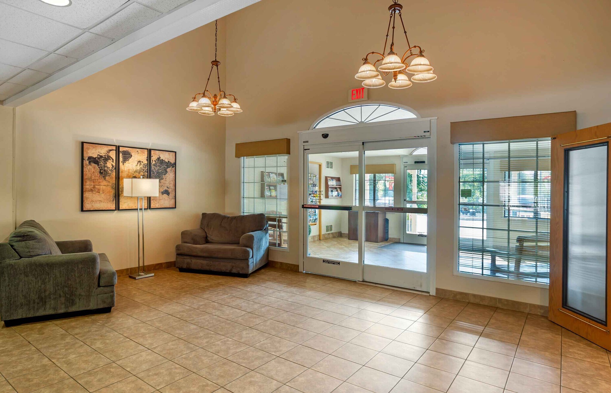 Building Photo - Furnished Studio-Lancaster County