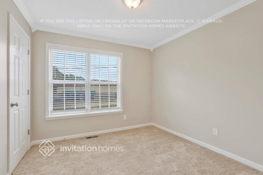 Building Photo - 296 Villa Rosa Rd