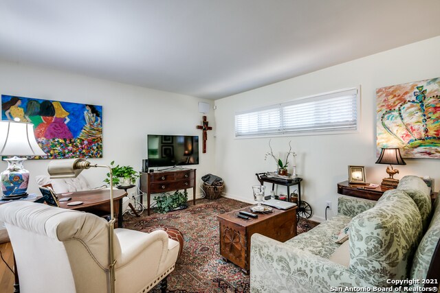 Building Photo - 103 Oakhurst Pl