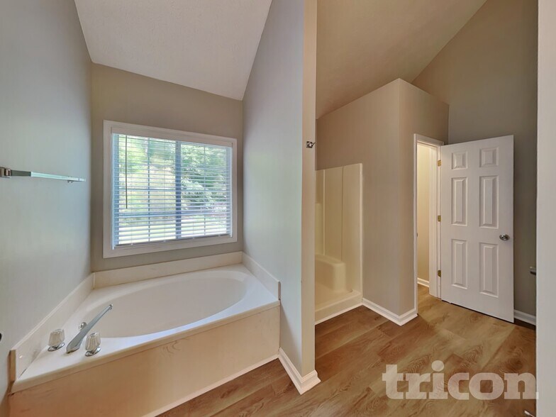 Building Photo - 1728 Brandon Lee Way SW