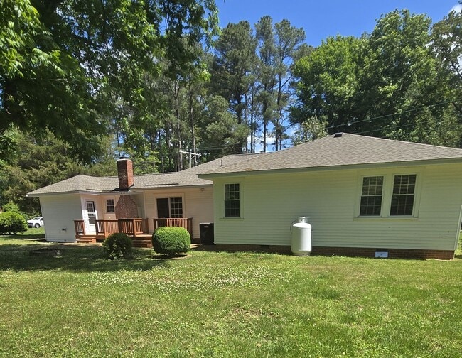 Building Photo - 8000 Curtis Rd
