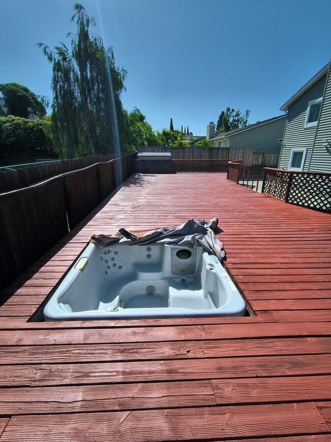 Building Photo - Beautiful and Spacious Two Story 4 Bed/3 Bath Home For Rent In Hercules!!!