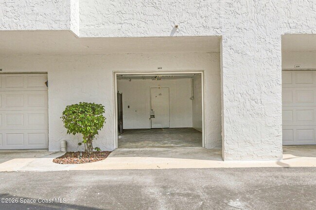 Building Photo - 5011 Dixie Hwy NE