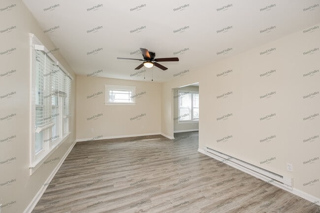 Building Photo - 2706 Lexington Ave