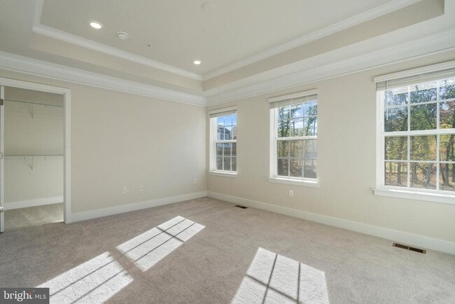 Building Photo - 520 Downswing Rd